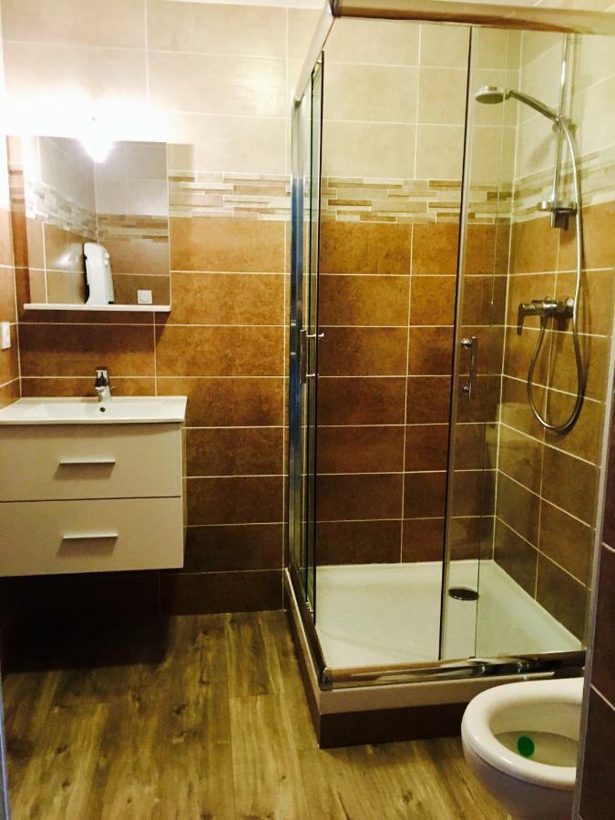 Apartamento Chez Marinette Le Cailar Exterior foto