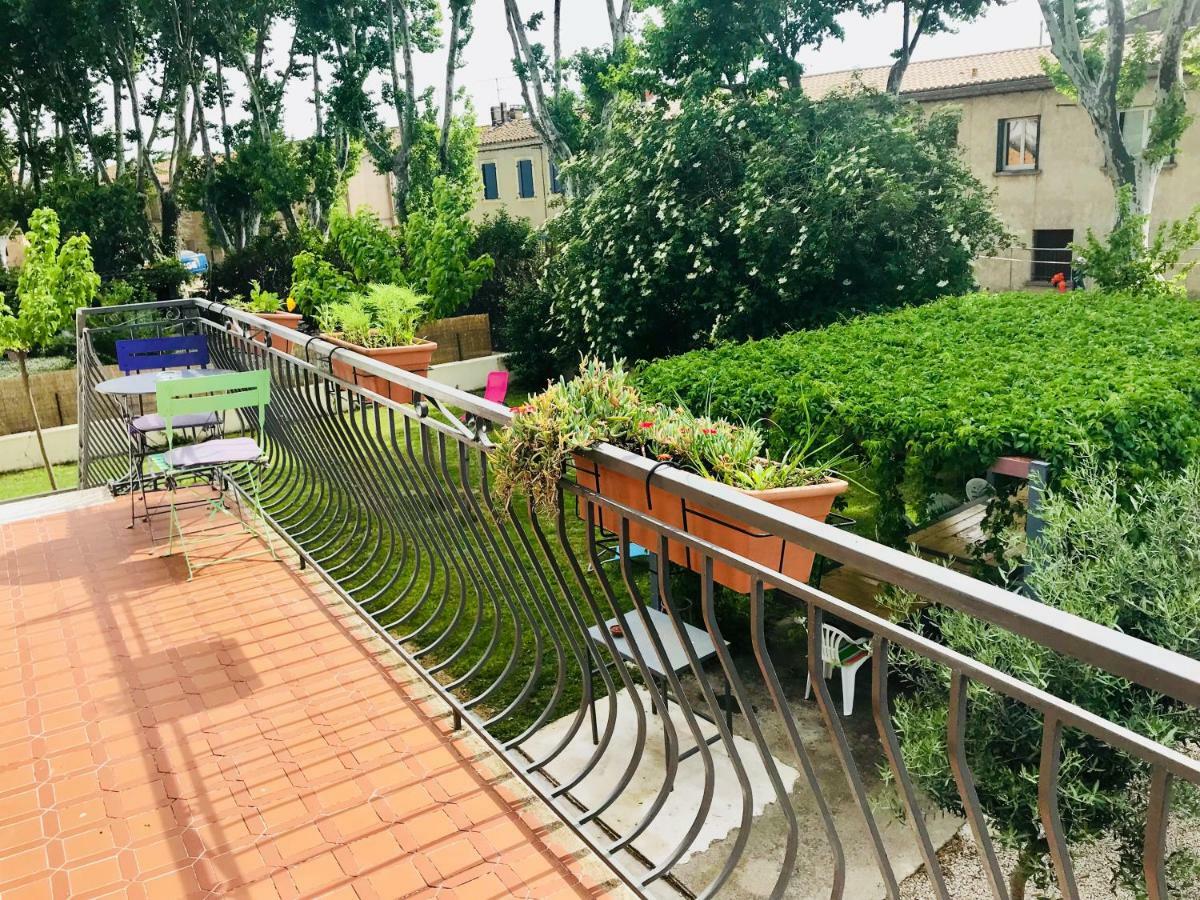 Apartamento Chez Marinette Le Cailar Exterior foto